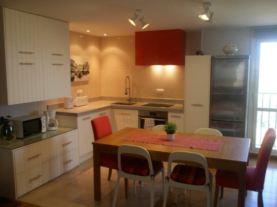Bienvenidos A Vuestra Casa! Apartment Sansoain Luaran gambar