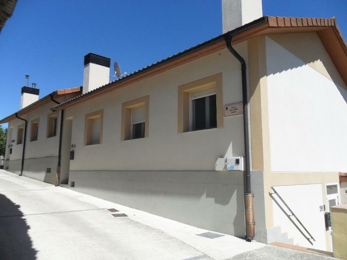 Bienvenidos A Vuestra Casa! Apartment Sansoain Luaran gambar